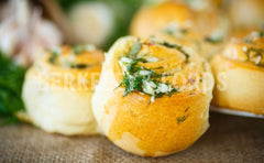 American Garlic Roll