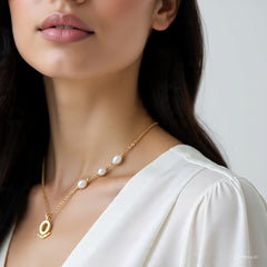 Berkeley & Lords Pearl Grace Two-Tone Set