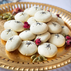 Afghani Persian Rice Flour Cookies: Nan Berenji