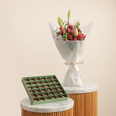 Berkeley & Lords Abucci Chocolate Box (Sunny Delight Bouquet)