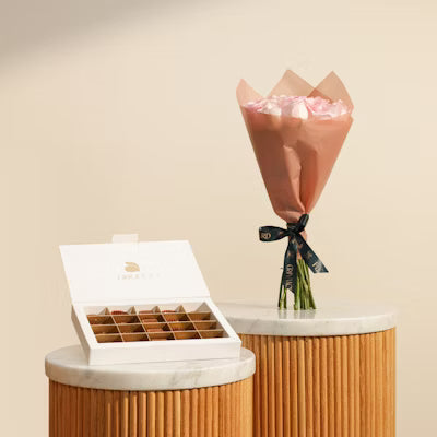 Berkeley & Lords Abucci Classic Chocolate Box (Charming Bouquet)