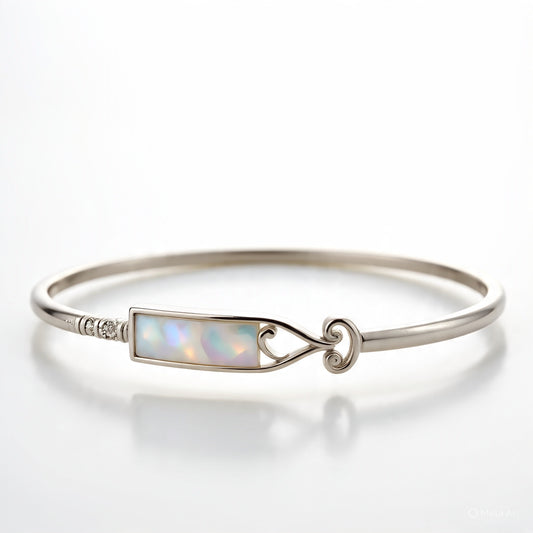 Berkeley & Lords Mother of Pearl Elegance Bangle