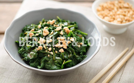 Chinese Spinach Salad with Peanuts