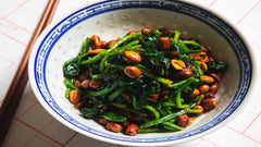 Chinese Spinach Salad with Peanuts