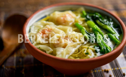 Chinese Vegetable Wonton Noodle Soup