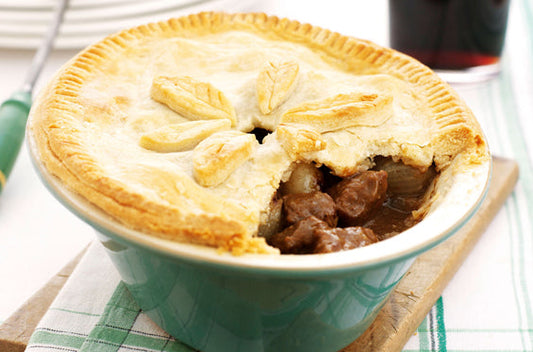 STEAK & GUINNESS PIE