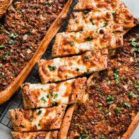 Turkish Meat Chops Pide