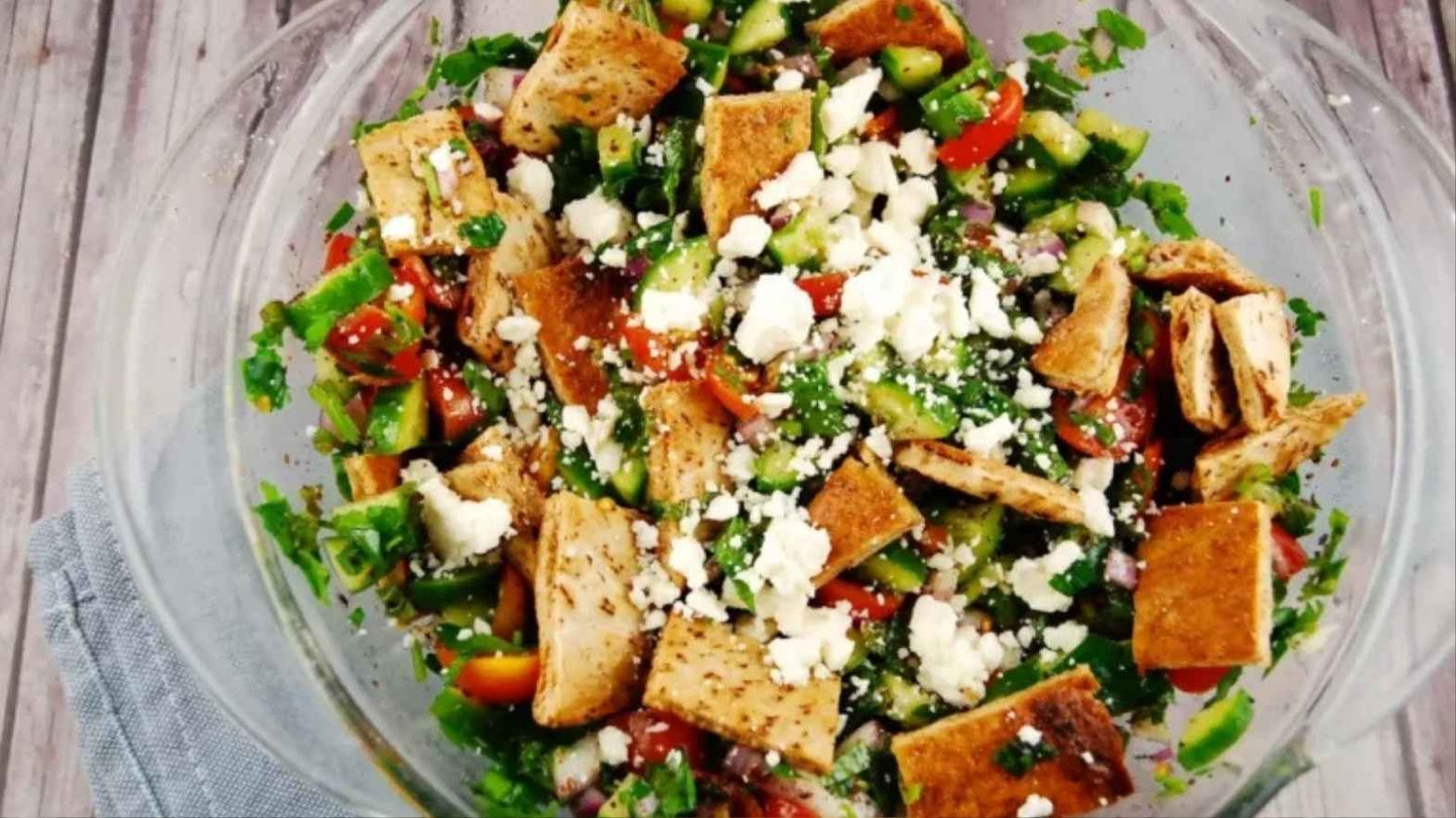 Arabic Fattoush Salad